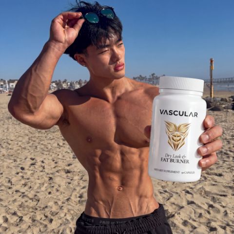 Athlete with VASCULAR at the beach